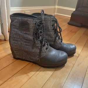 Sorel Joan of Arc Wedge - insulated, water-resistant